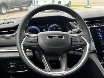 2025 Jeep Grand Cherokee GRAND CHEROKEE LAREDO X 4X4