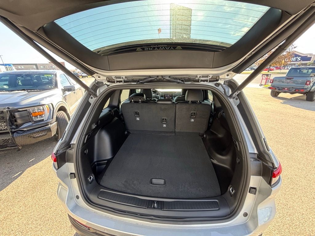 2025 Jeep Grand Cherokee GRAND CHEROKEE ALTITUDE 4X4