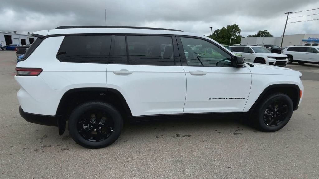 2025 Jeep Grand Cherokee GRAND CHEROKEE L ALTITUDE X 4X2