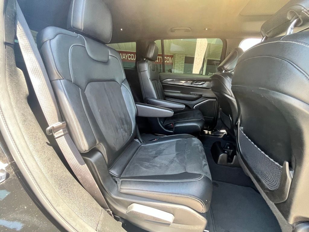 2021 Jeep Grand Cherokee L Altitude 4x4