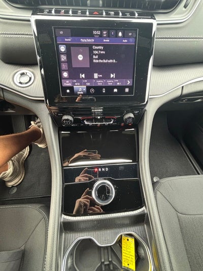 2025 Jeep Grand Cherokee GRAND CHEROKEE L LAREDO X 4X4