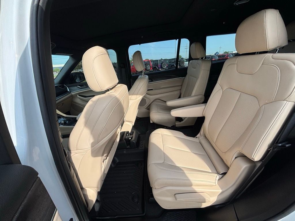 2025 Jeep Grand Cherokee L Limited 4x4