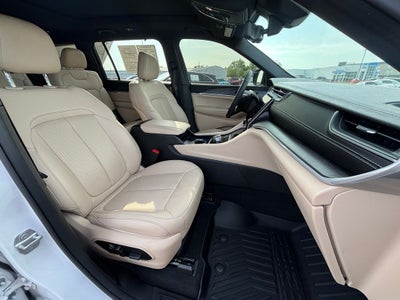 2025 Jeep Grand Cherokee L Limited 4x4