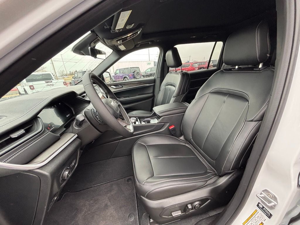 2026 Jeep Grand Cherokee GRAND CHEROKEE L LIMITED 4X4