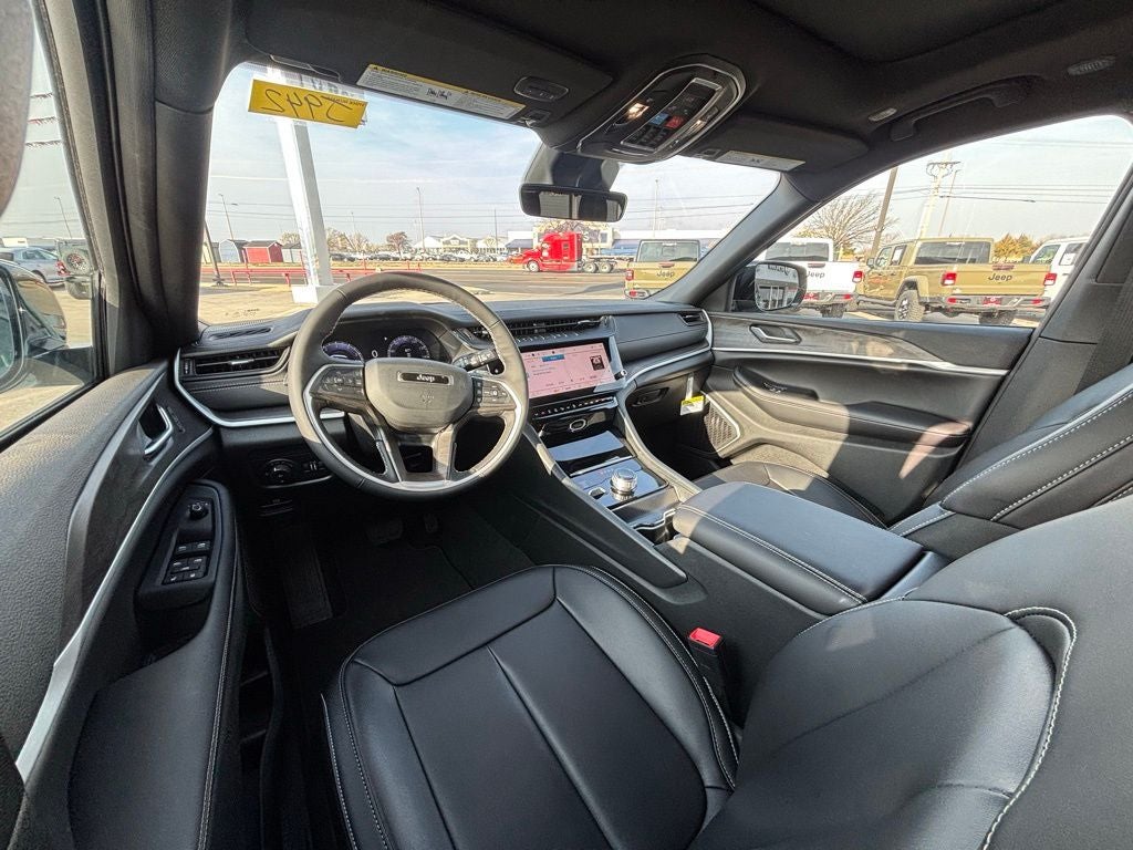 2026 Jeep Grand Cherokee GRAND CHEROKEE L LIMITED 4X4