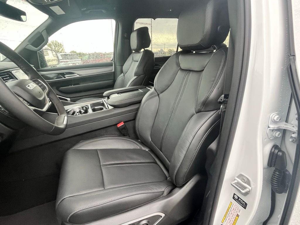 2026 Jeep Grand Wagoneer GRAND WAGONEER L LIMITED RESERVE 4X4