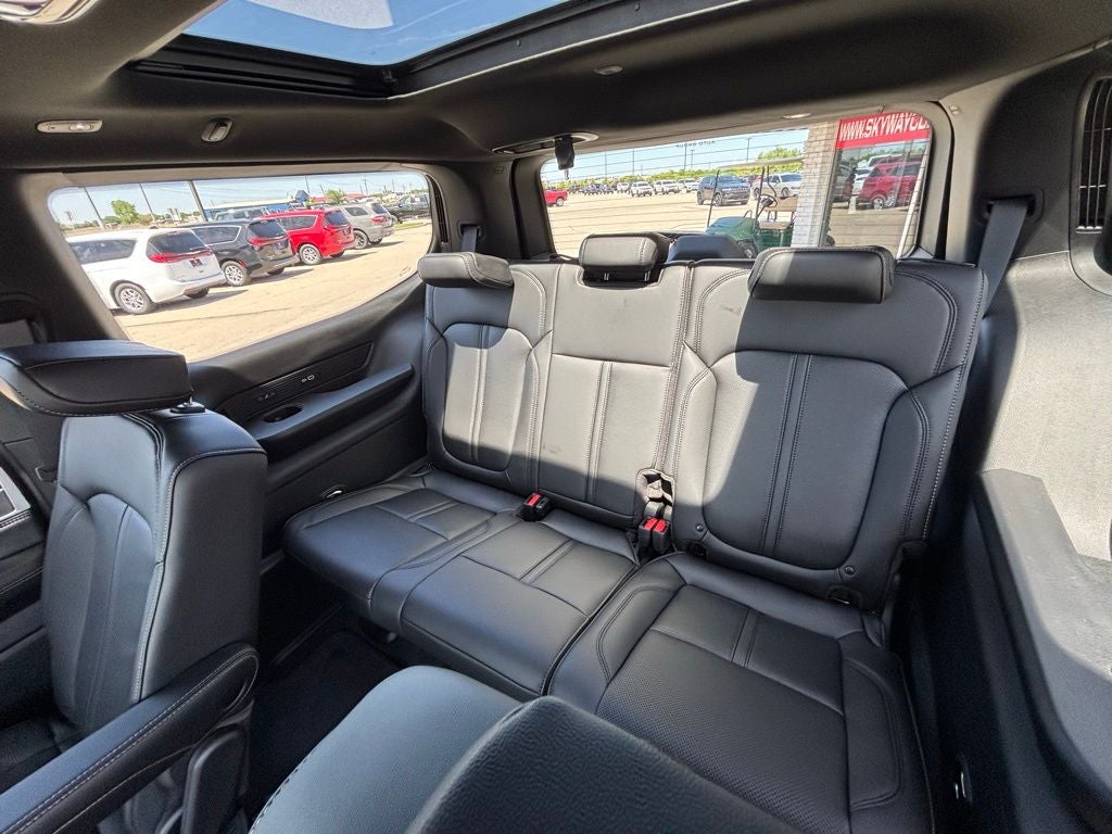 2026 Jeep Grand Wagoneer GRAND WAGONEER UPLAND 4X4