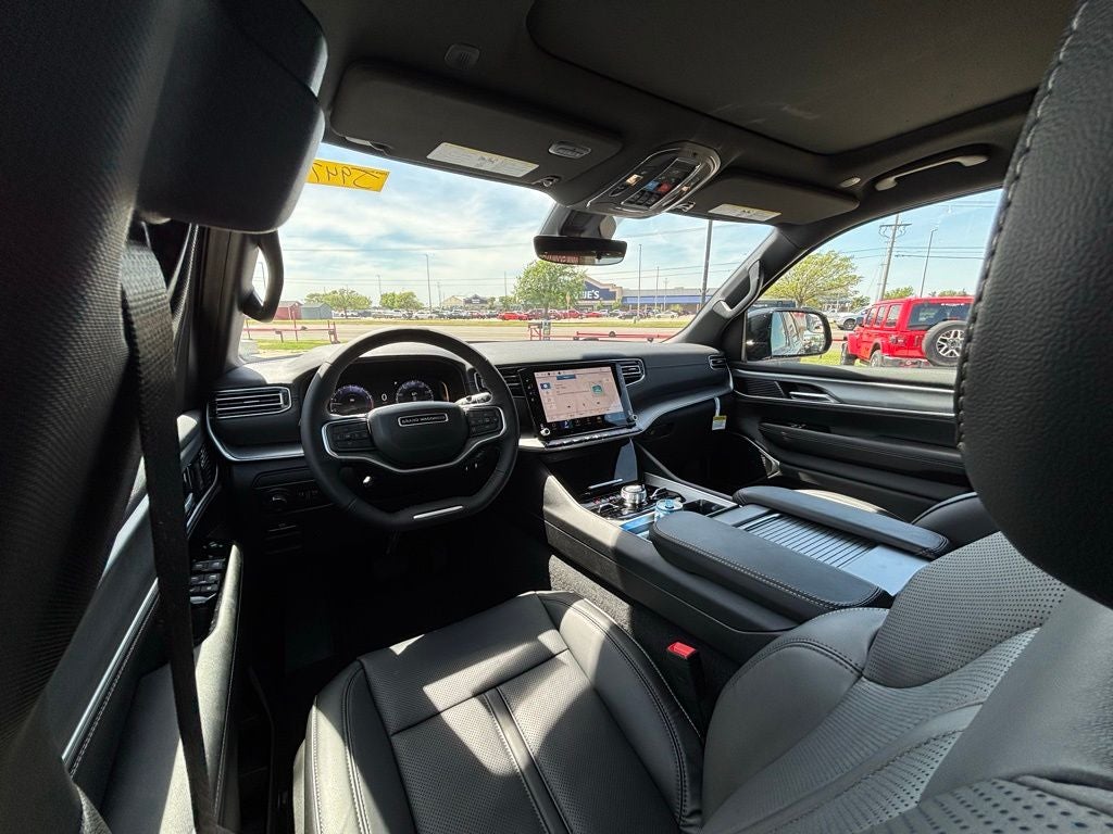 2026 Jeep Grand Wagoneer GRAND WAGONEER UPLAND 4X4