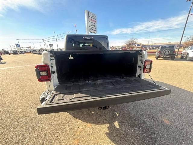2021 Jeep Gladiator Overland 4x4