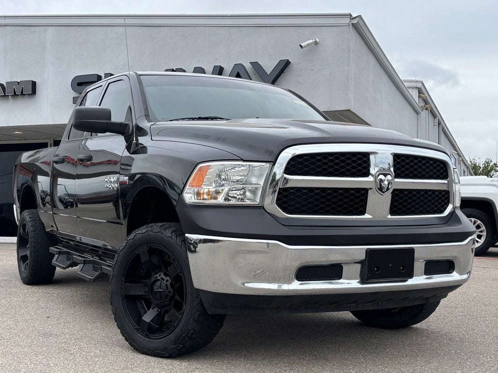 2018 RAM 1500 Tradesman Quad Cab 4x2 6'4' Box