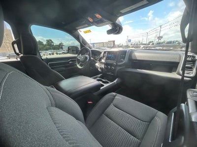 2022 RAM 1500 Big Horn Crew Cab 4x4 5'7' Box