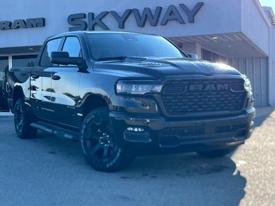 2025 RAM 1500 Tradesman Crew Cab 4x4 5'7' Box