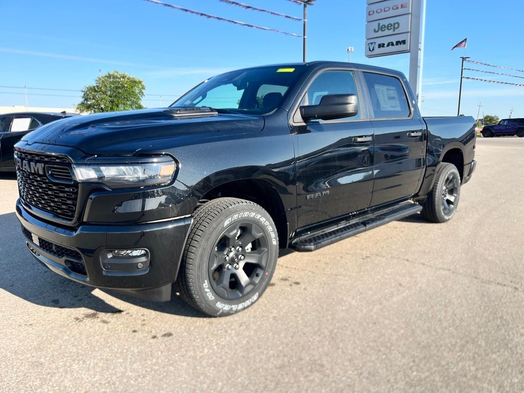 2025 RAM 1500 Tradesman Crew Cab 4x4 5'7' Box