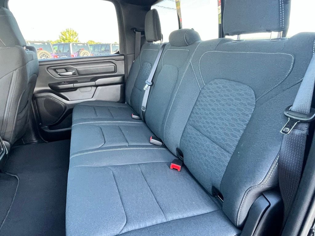 2025 RAM 1500 Tradesman Crew Cab 4x4 5'7' Box