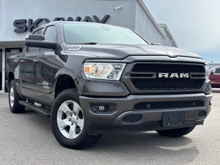 2020 RAM 1500 Big Horn Crew Cab 4x4 5'7' Box