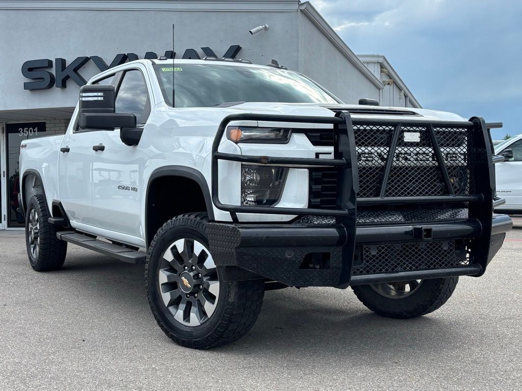 2021 Chevrolet Silverado HD Custom 4WD Crew Cab Standard Box's photo