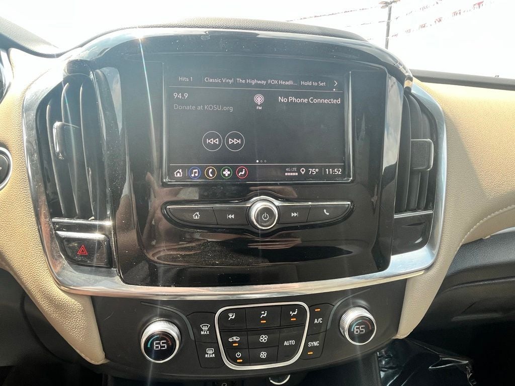 2023 Chevrolet Traverse FWD LS