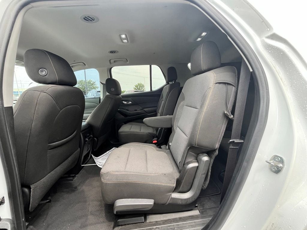 2020 Chevrolet Traverse FWD LT Cloth