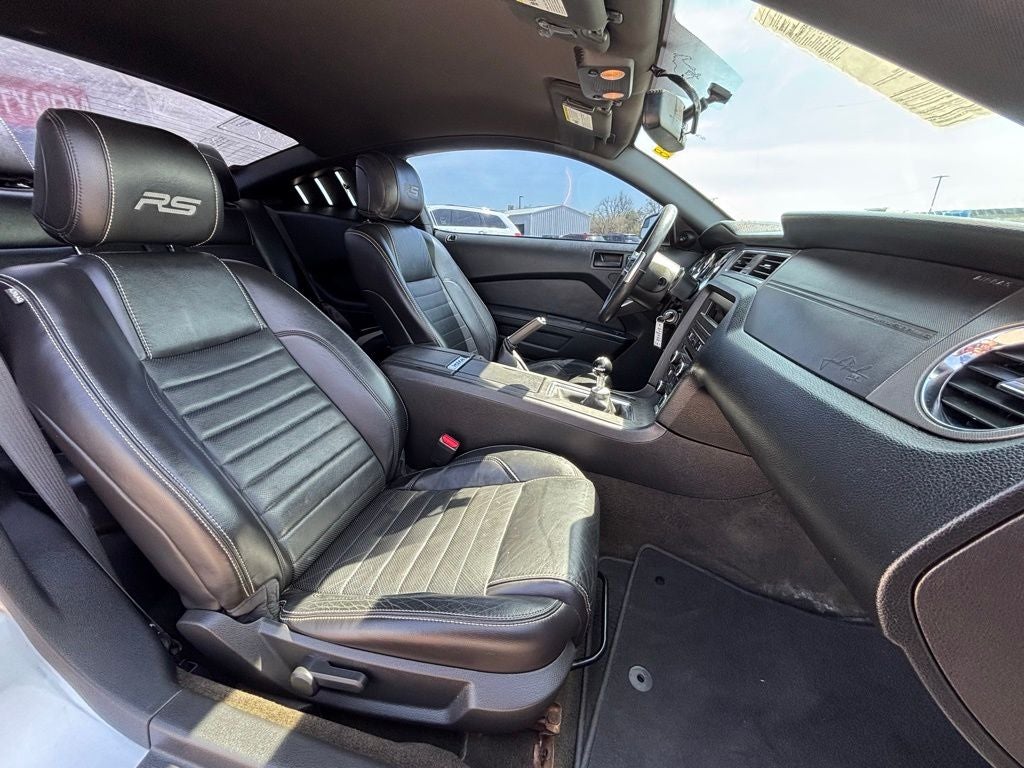 2014 Ford Mustang V6