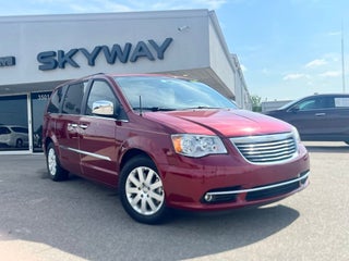 2012 Chrysler Town &amp; Country Touring-L