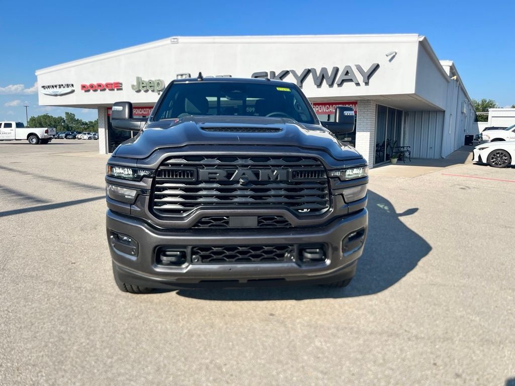 2026 RAM Ram 2500 RAM 2500 BLACK EXPRESS CREW CAB 4X4 6'4' BOX