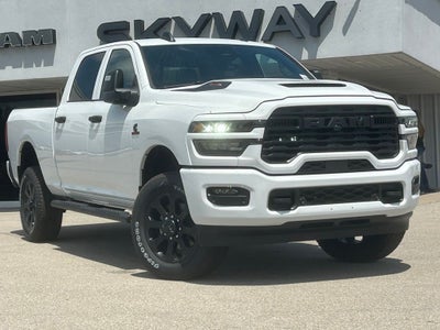2026 RAM Ram 2500 RAM 2500 BLACK EXPRESS CREW CAB 4X4 6'4' BOX
