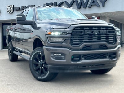 2026 RAM Ram 2500 RAM 2500 BLACK EXPRESS CREW CAB 4X4 6'4' BOX