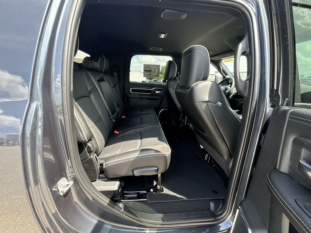 2025 RAM Ram 2500 RAM 2500 LARAMIE MEGA CAB 4X4 6'4' BOX