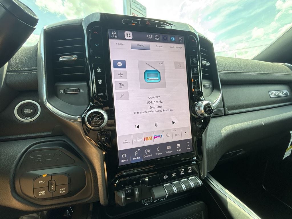 2025 RAM Ram 2500 RAM 2500 LARAMIE MEGA CAB 4X4 6'4' BOX