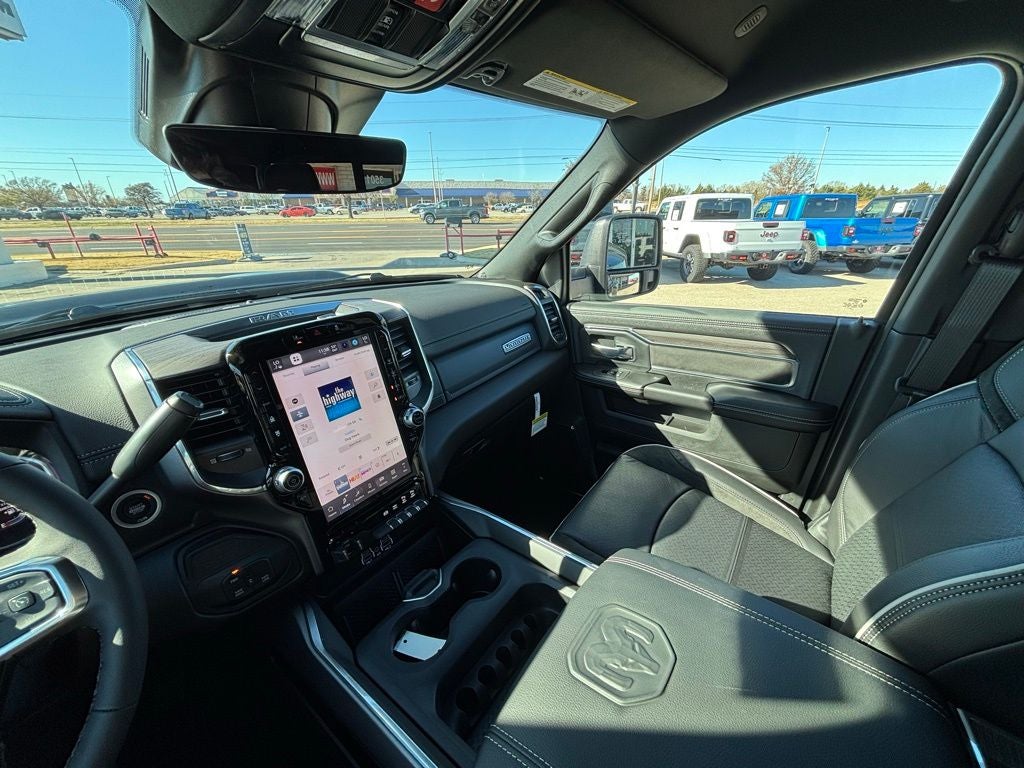 2026 RAM Ram 3500 RAM 3500 LARAMIE MEGA CAB 4X4 6'4' BOX