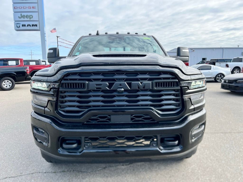 2026 RAM Ram 2500 RAM 2500 BLACK EXPRESS CREW CAB 4X4 6'4' BOX