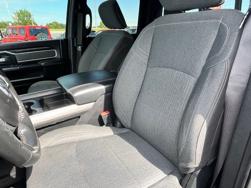 2019 RAM 2500 Big Horn Crew Cab 4x4 6'4' Box