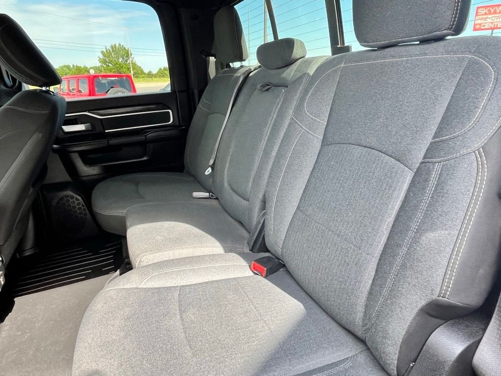 2019 RAM 2500 Big Horn Crew Cab 4x4 6'4' Box