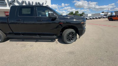 2025 RAM Ram 2500 RAM 2500 LARAMIE MEGA CAB 4X4 6'4' BOX