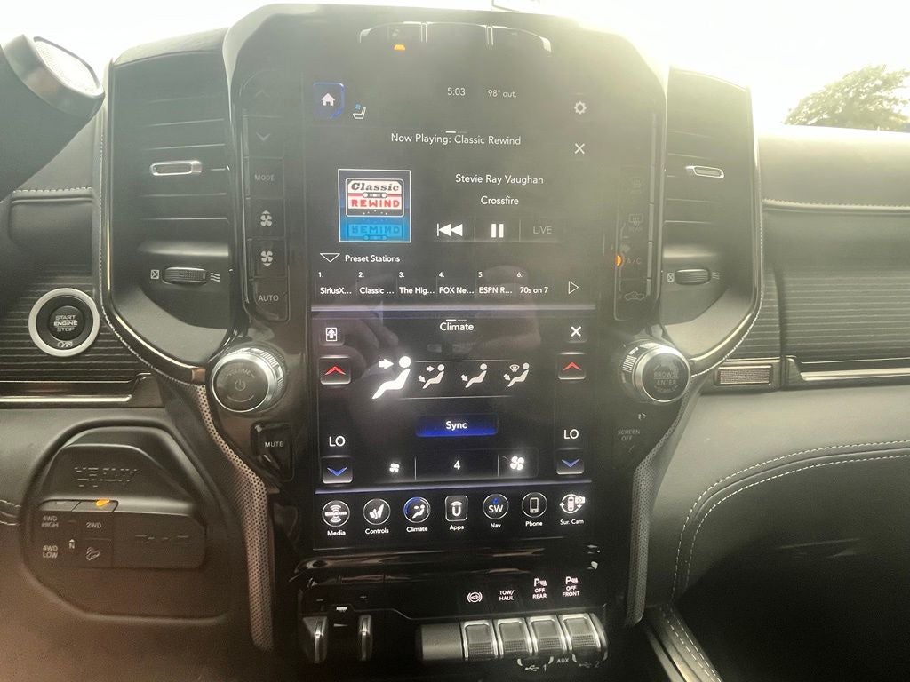 2020 RAM 2500 Limited Crew Cab 4x4 6'4' Box