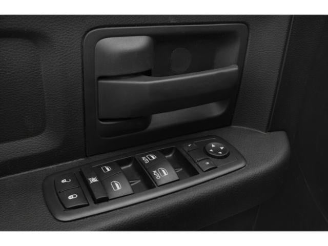 2015 RAM 3500 Chassis Tradesman/SLT/Laramie