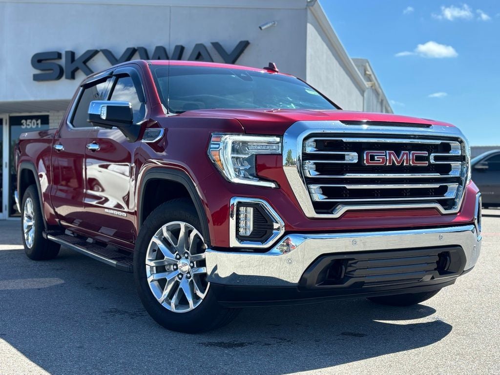 2021 GMC Sierra 4WD Crew Cab Short Box SLT's photo