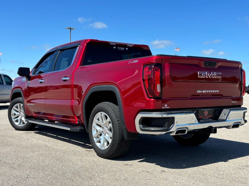 2021 GMC Sierra 1500 4WD Crew Cab Short Box SLT