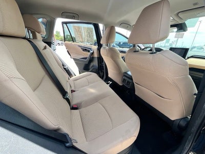 2023 Toyota RAV4 Hybrid LE