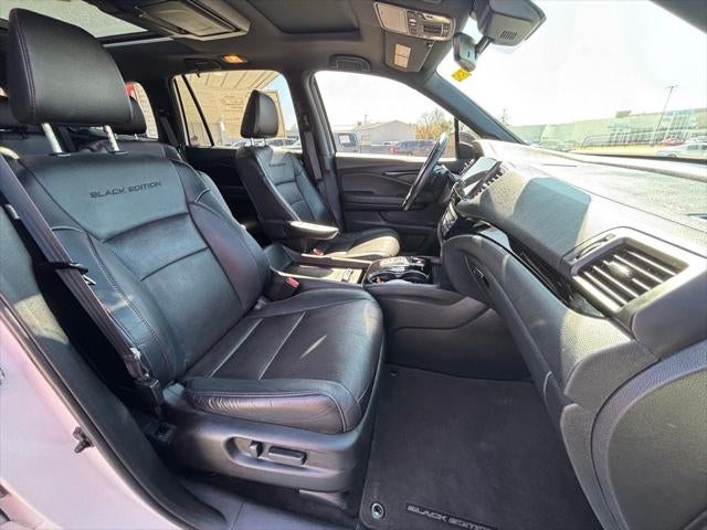 2021 Honda Pilot AWD Black Edition