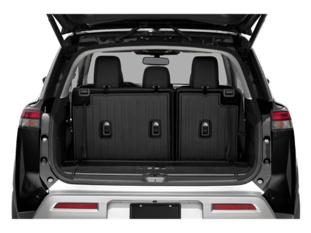2023 Nissan Pathfinder Platinum 4WD