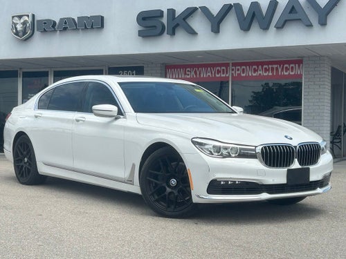 2018 BMW 740i 740i