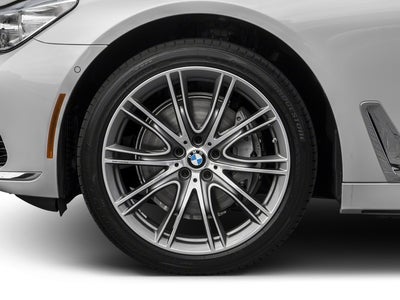 2018 BMW 740i 740i