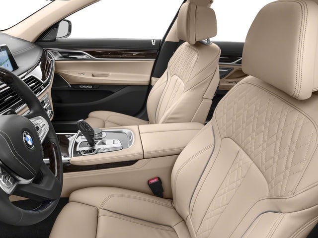 2018 BMW 740i 740i
